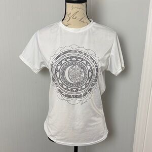 O'Neill Women's Graphic Short Sleeve Rash Tee in white  mandala Large